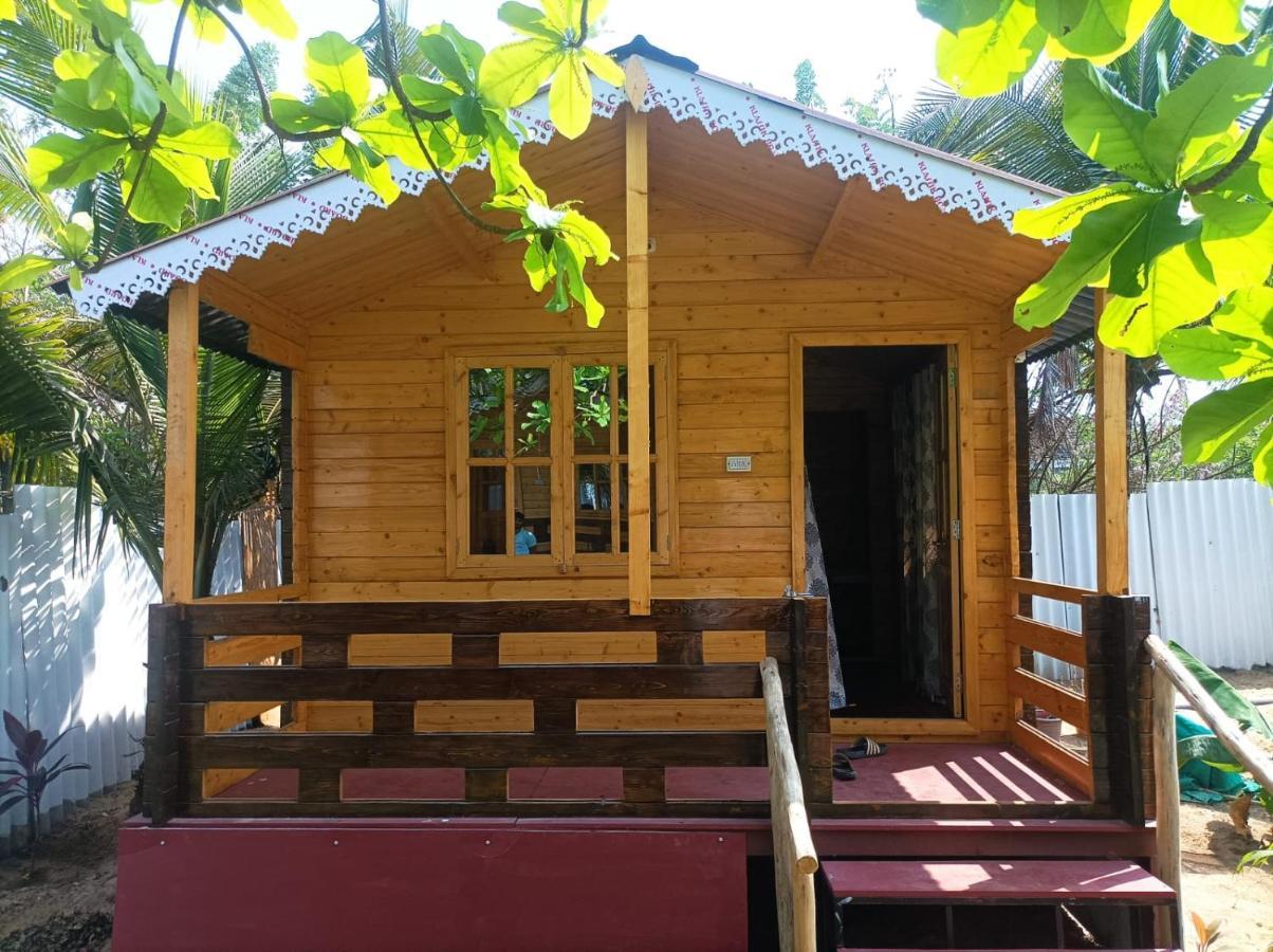 Happy Shack Beach And Wooden Huts Colva Eksteriør billede
