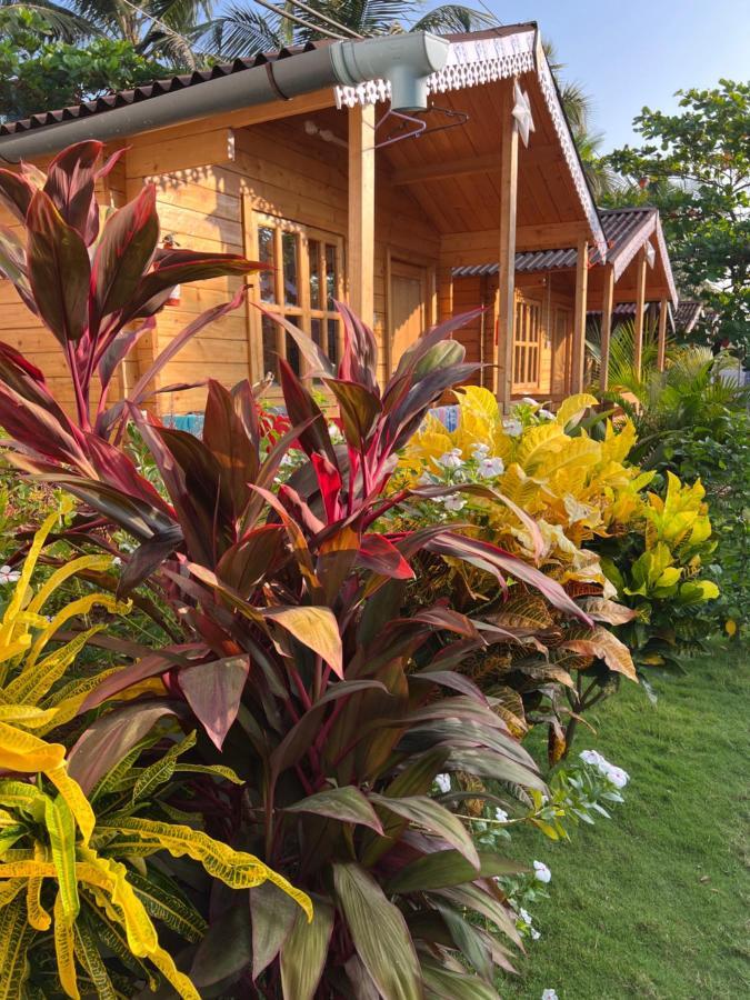 Happy Shack Beach And Wooden Huts Colva Eksteriør billede