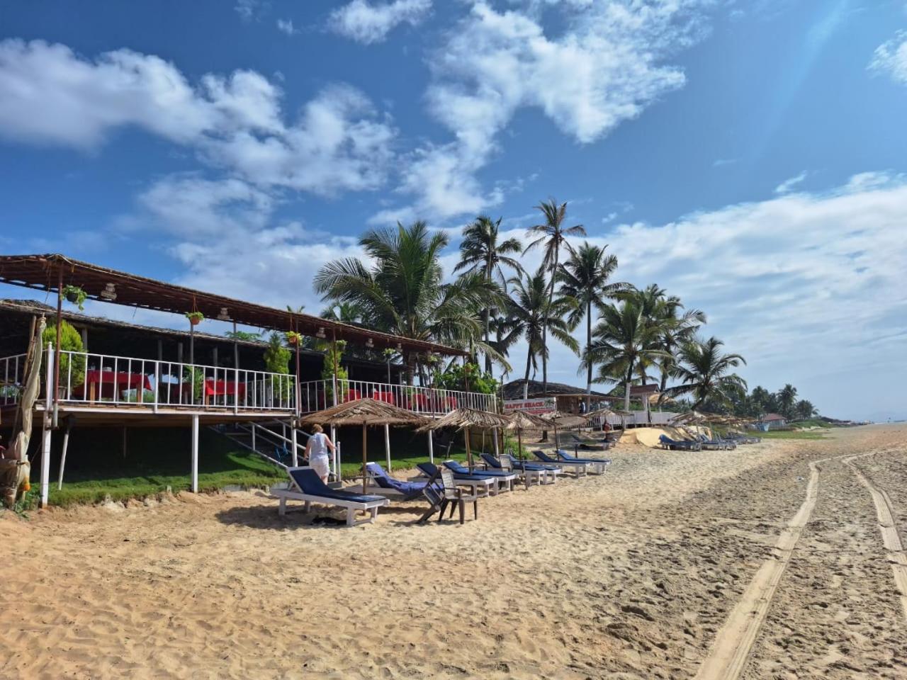 Happy Shack Beach And Wooden Huts Colva Eksteriør billede